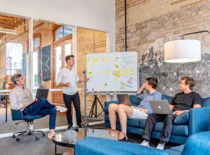 Photo 1 Entrepreneur 2 Income streams