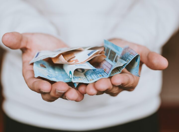 Photo earn more