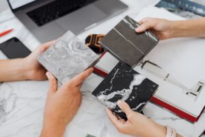 Cum alegi materialele potrivite pentru renovarea unui sediu de firmă
